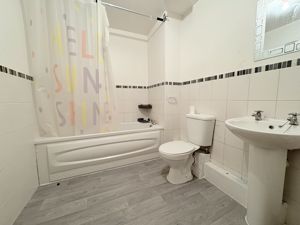 Photo 6- click for photo gallery